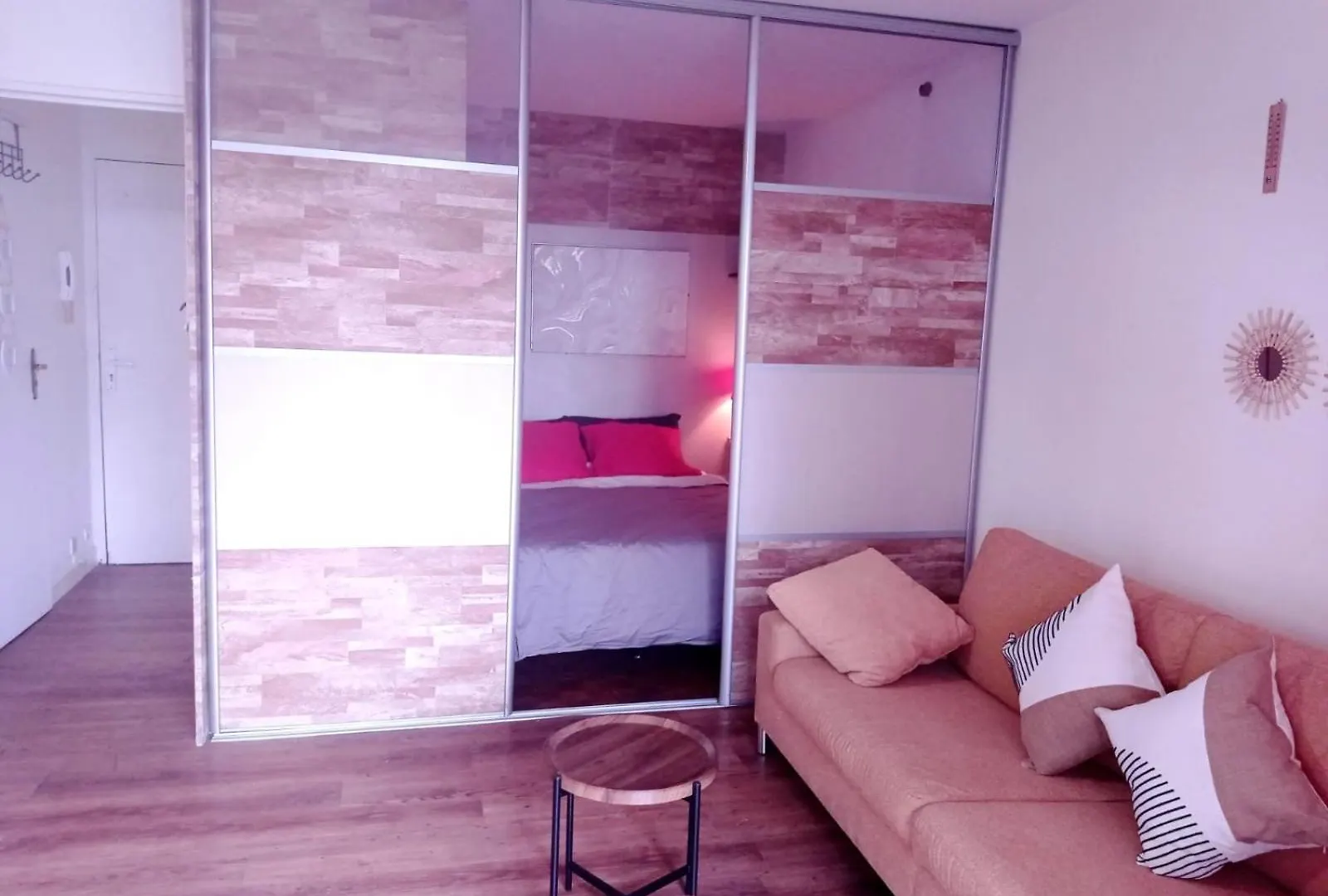 Zain Apartment Paris 0*,  France