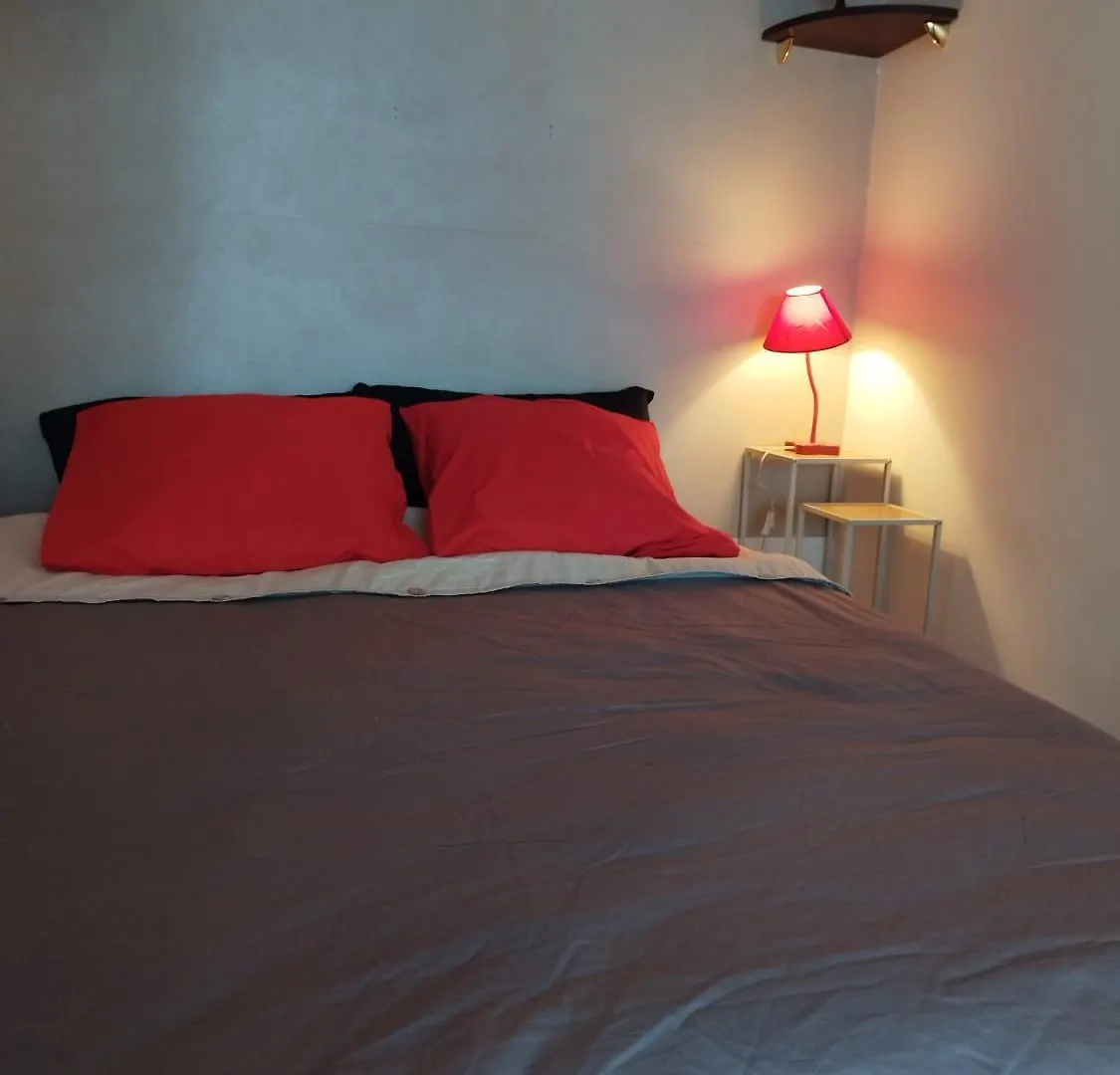 Zain Apartment Paris