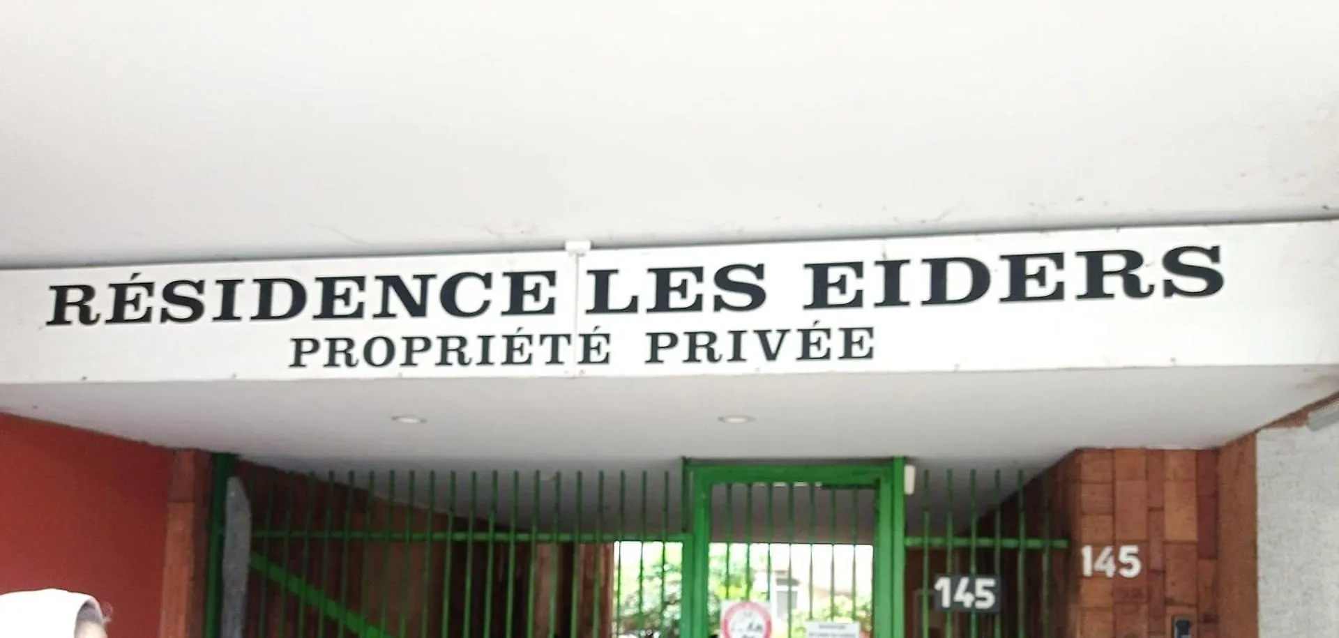 Zain Apartment Paris