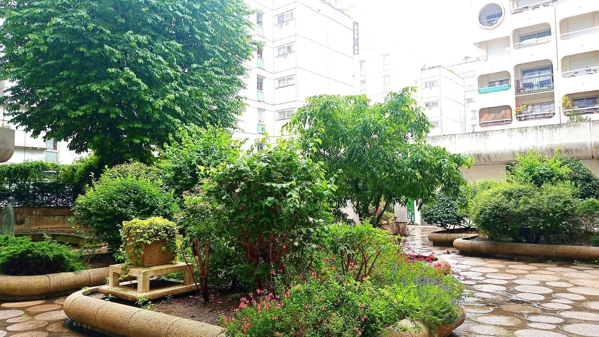 Zain Apartment Paris